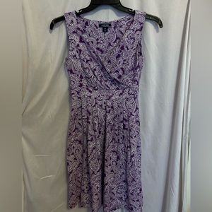 Lands End purple paisley dress XS 2-4/58% cotton 38% moDal 4% spandex